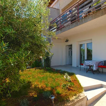 Fuer 2 Personen Ca 30 Qm In Pula, Istrien Istrische Riviera Appartement *